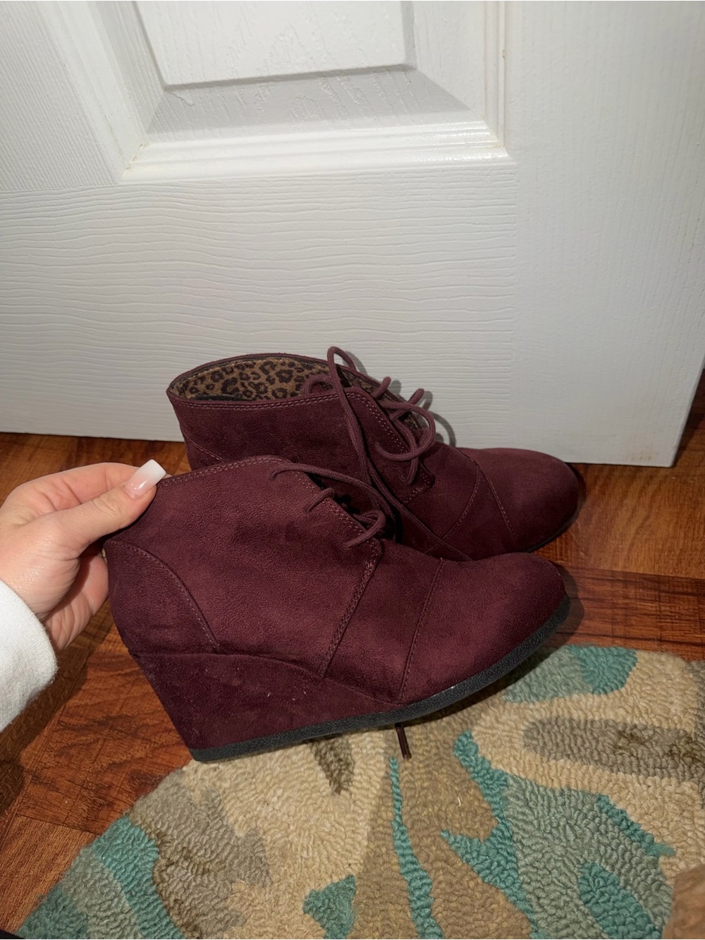 Women's Lace-Up Wedge Booties in Burgundy
